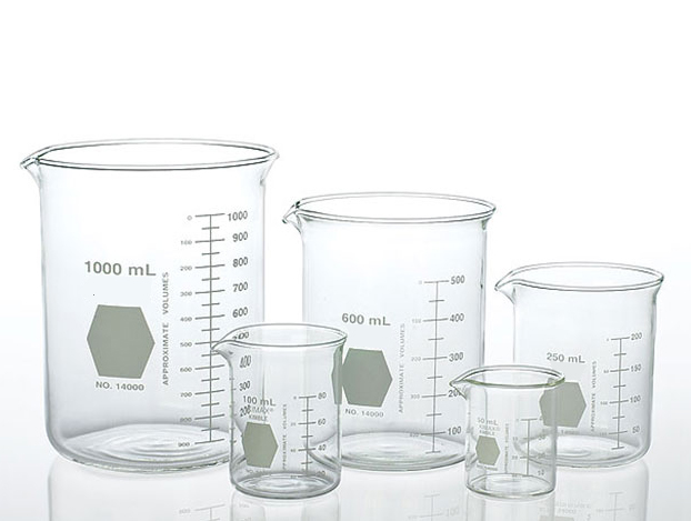 VASO DE PRECIP. F/BAJA C/PICO GRAD. X 5000 ML - 1101 - BORO 3.3